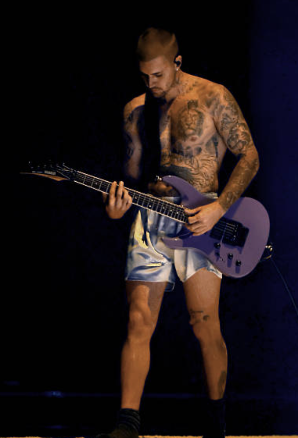 Ropa interior de Justin Bieber en los Grammy 2026 en Yukon