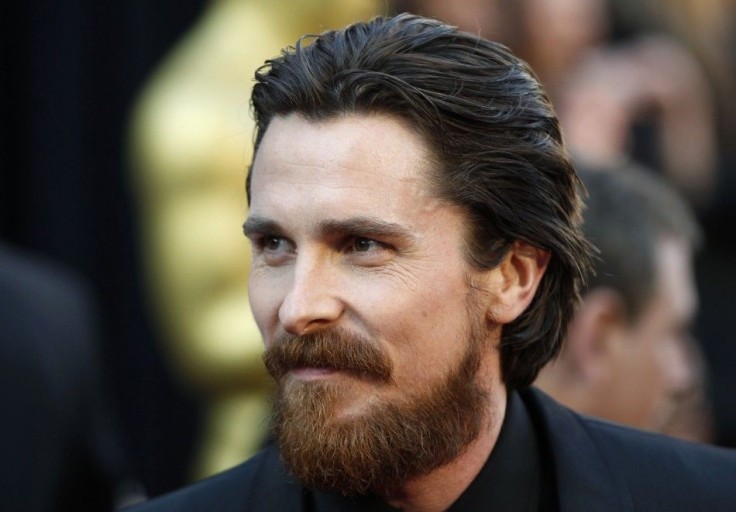 Christian Bale regresa como el cruzado de la capa en "The Dark Knight Rises" de Christopher Nolan, que se estrena en 2012.