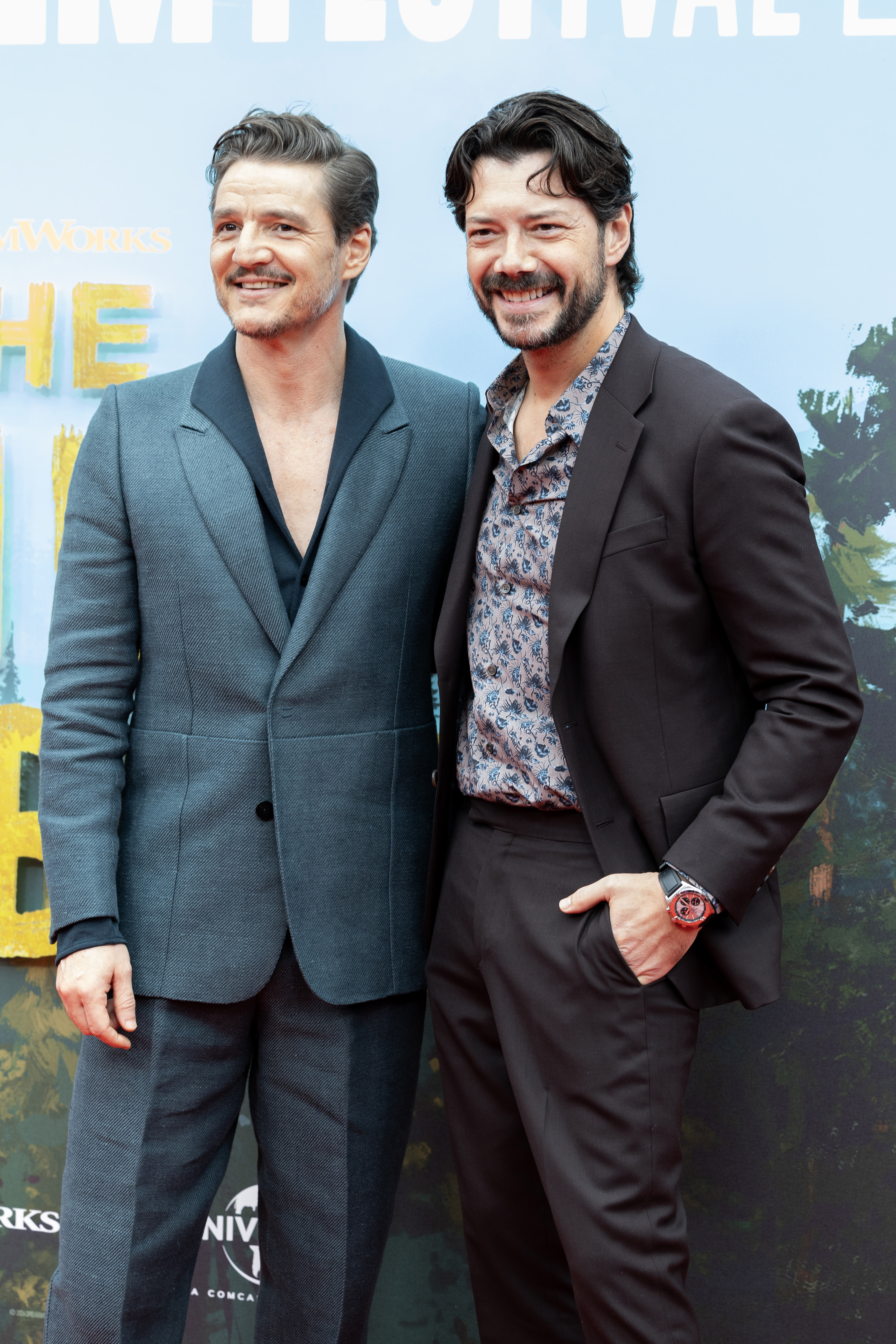 Pedro Pascal con lvaro Morte en el  Film Festival deLondres