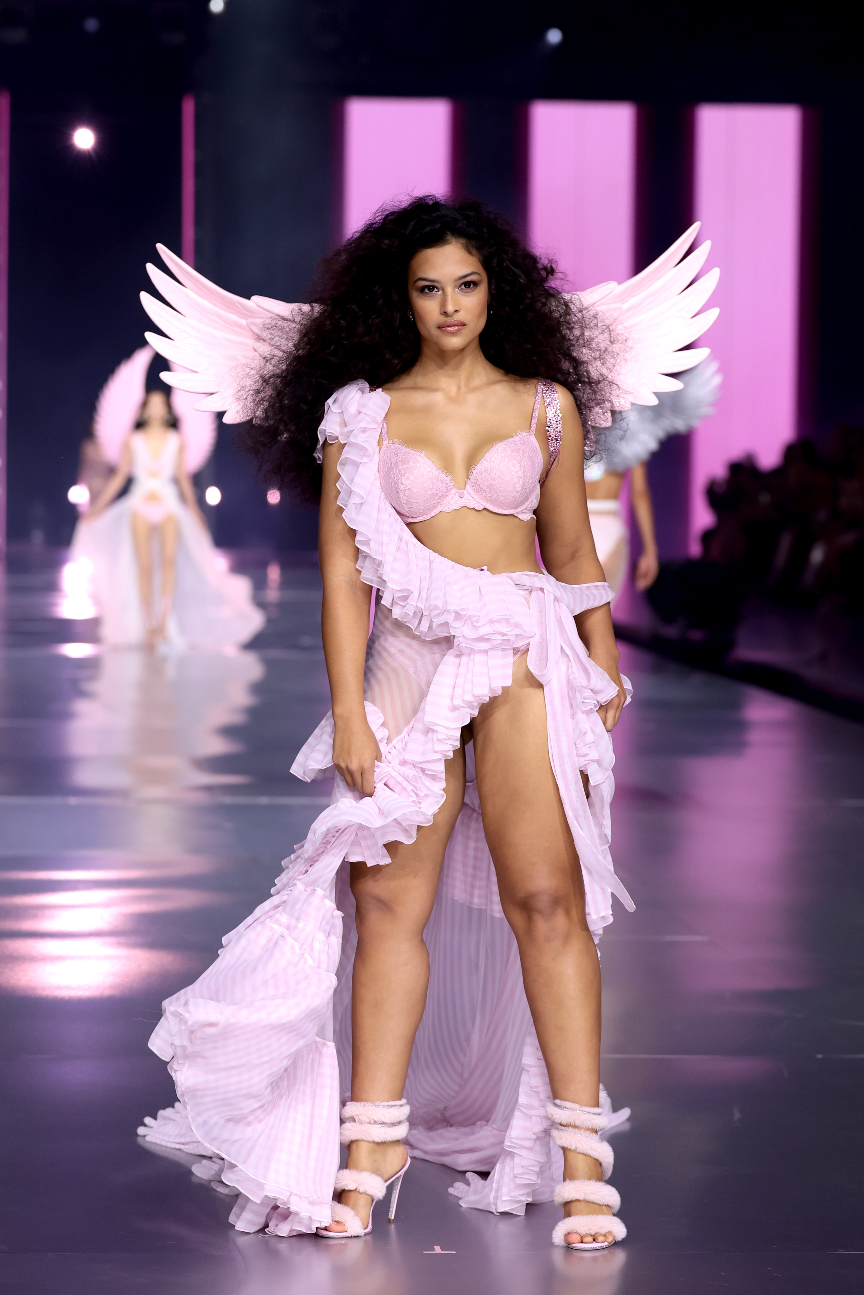 Victorias Secret Fashion Show 2024 en fotos