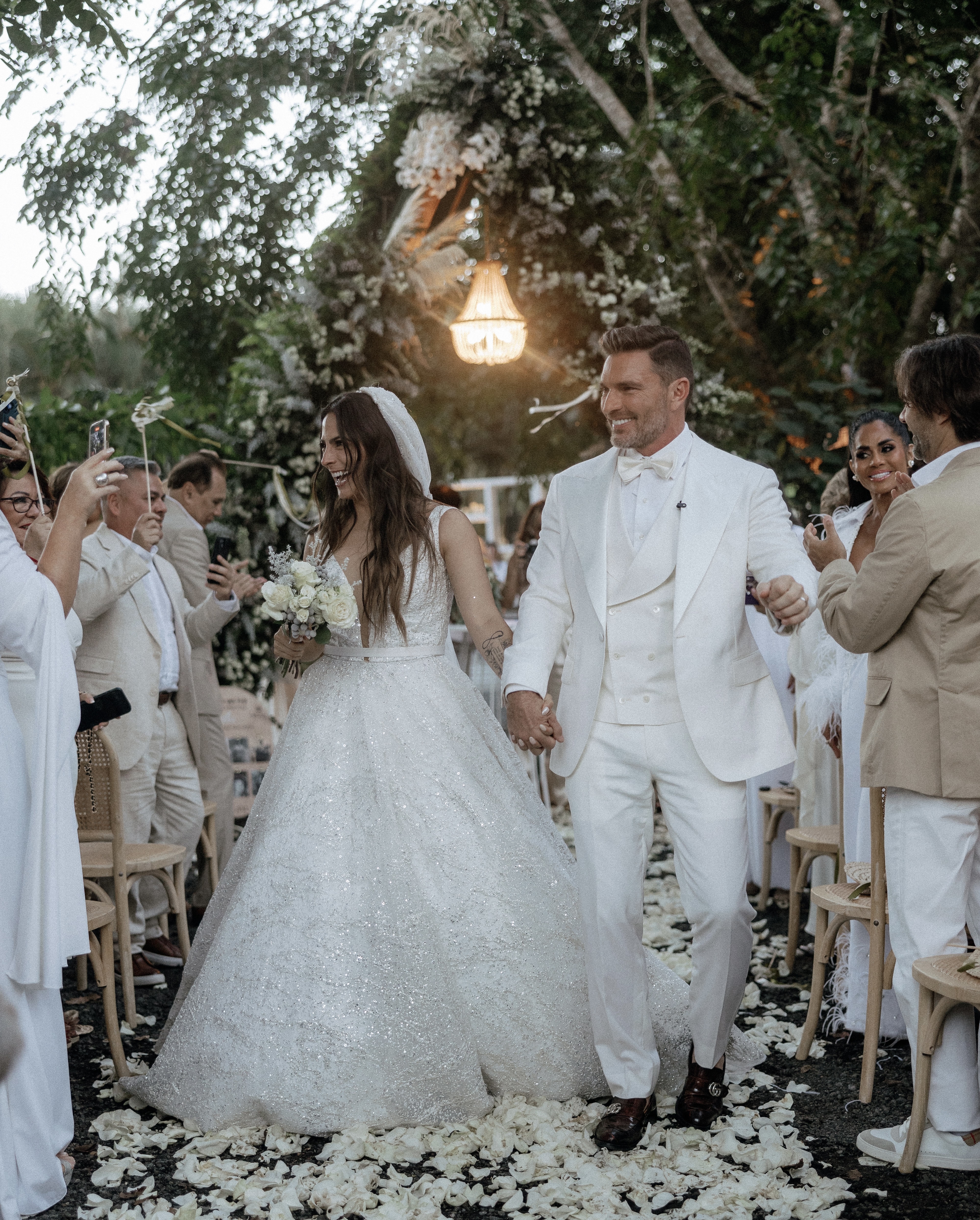 boda de julian gil y valeria marin