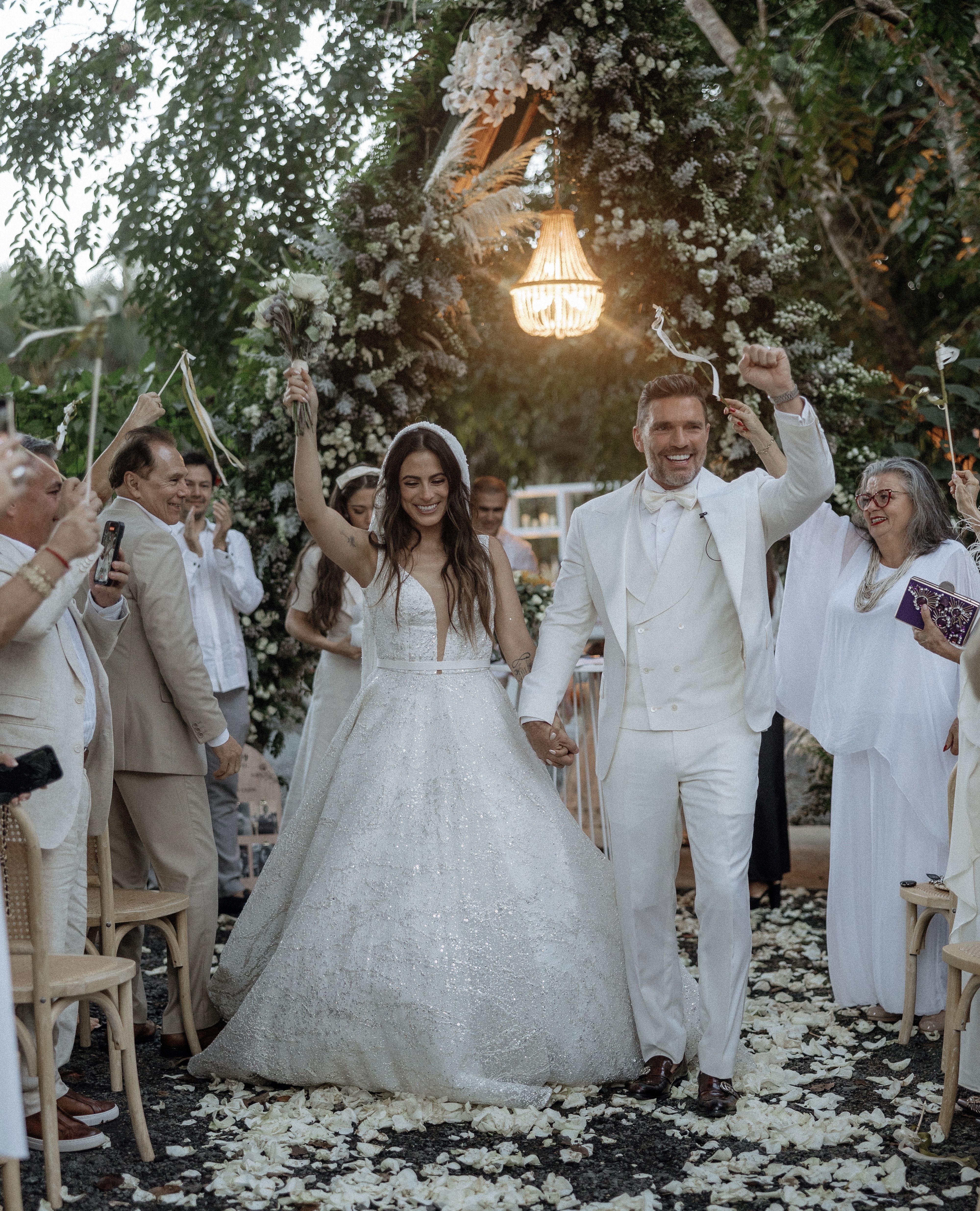 boda de julian gil y valeria marin