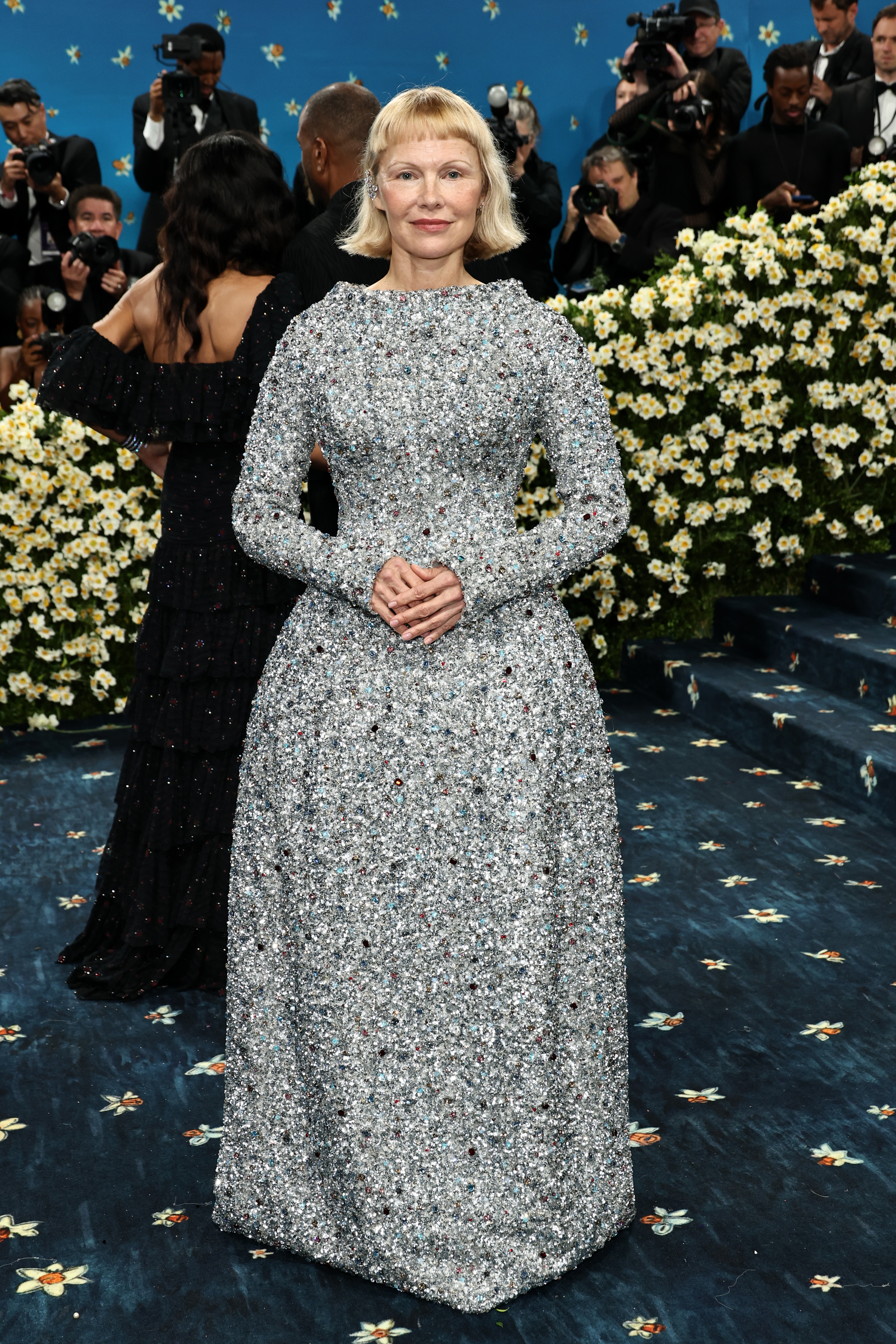 Met Gala 2025 los mejores vestidos Pamela Anderson Met Gala 2025 los mejores vestidos Pamela Anderson