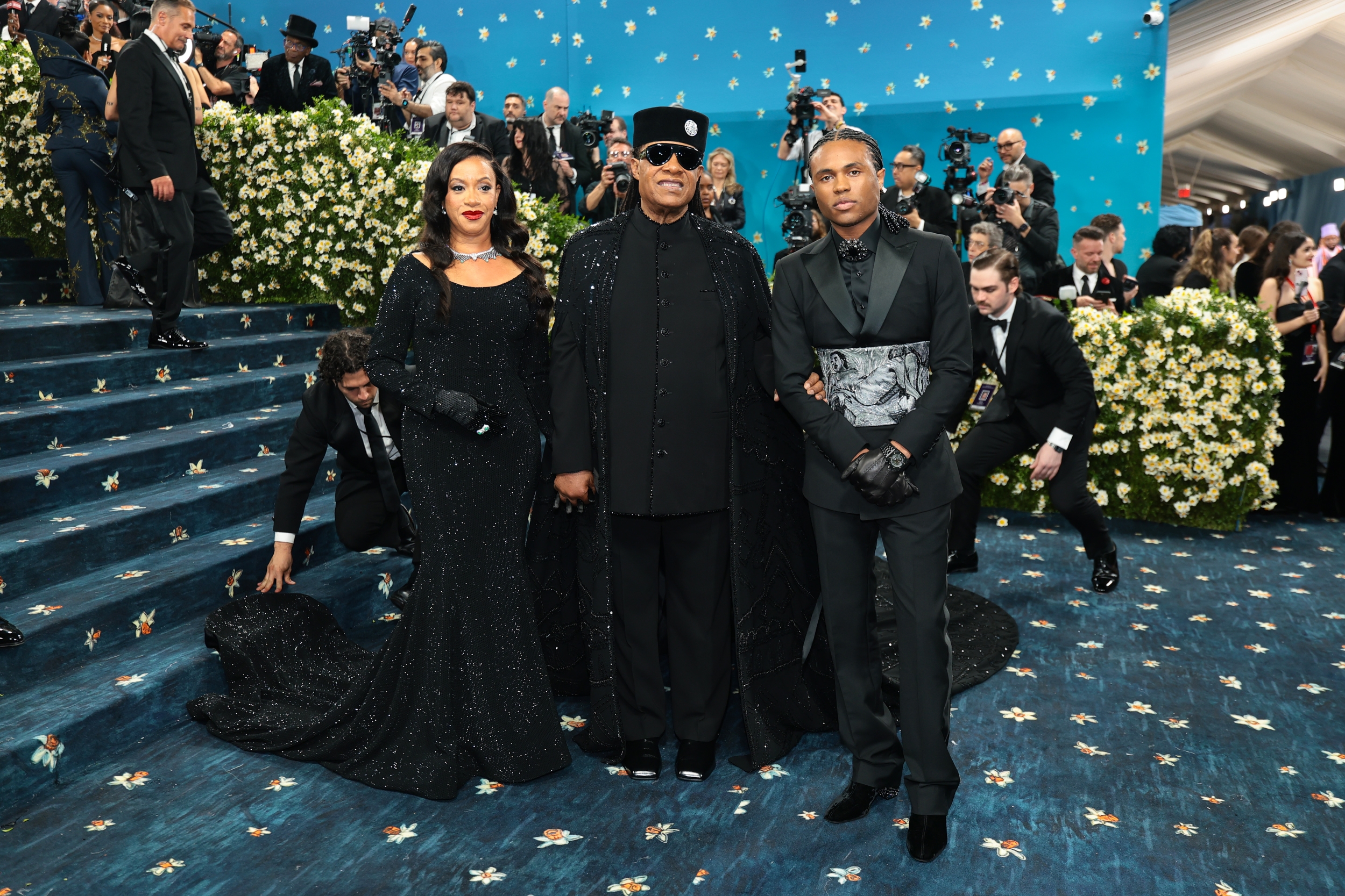Met Gala 2025 los mejores vestidos Stevie Wonder y familia Met Gala 2025 los mejores vestidos Stevie Wonder y familia