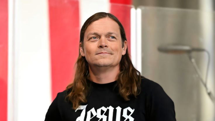 Brad Arnold 3 doors down cancer