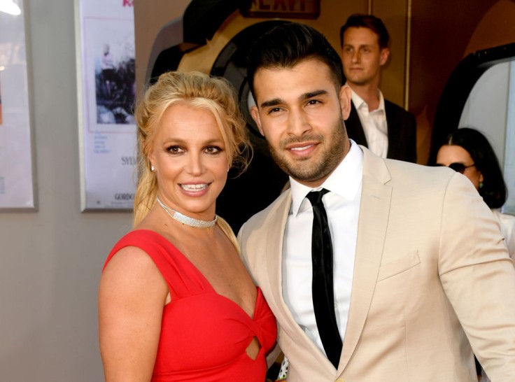 Sam Asghari califica la tutela de Britney Spears de "extraña" y difícil de...