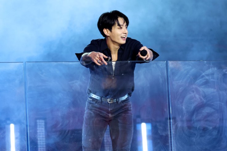 Jung Kook en vivo en el TSX de Times Square