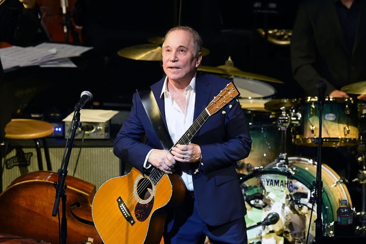 Paul Simon se retira de los conciertos de Filadelfia por problemas de salud