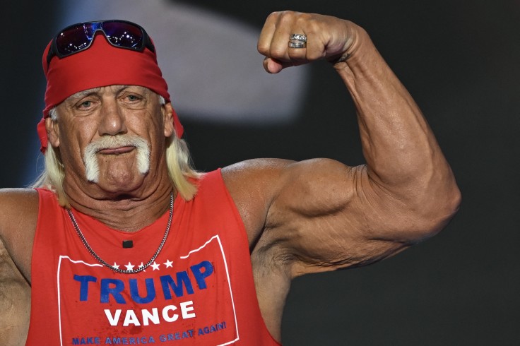 Donald Trump rinde homenaje a Hulk Hogan