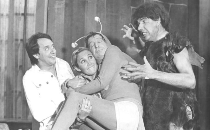 Rubén Aguirre vs Florinda Meza, Graciela Fernández y Chespirito