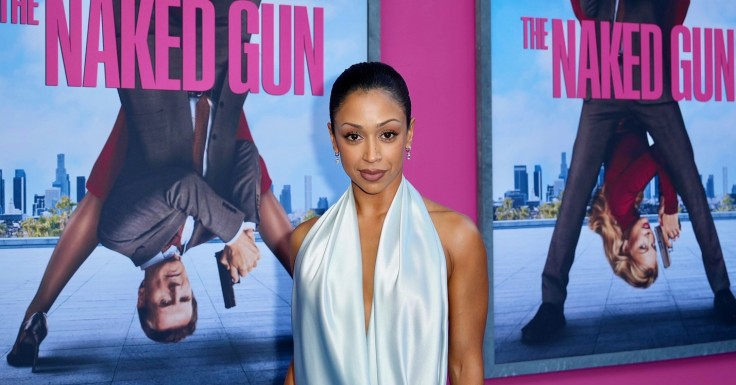 Liza Koshy revela qué le gusta realmente a Liam Neeson en Naked Gun