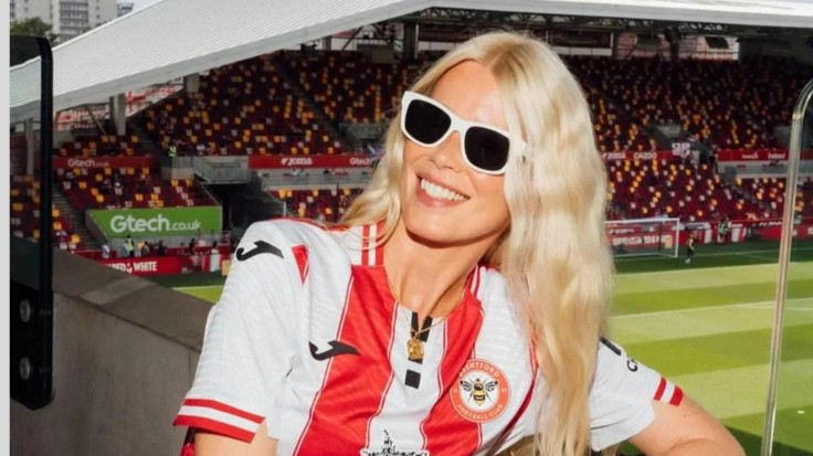Claudia Schiffer aparece apoyando su marido Brentford