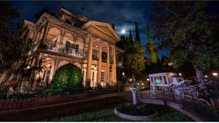 Muerte en la Mansión Embrujada de Disneyland