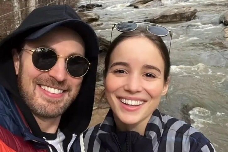 Chris Evans y Alba Baptista Chris Evans y Alba Baptista