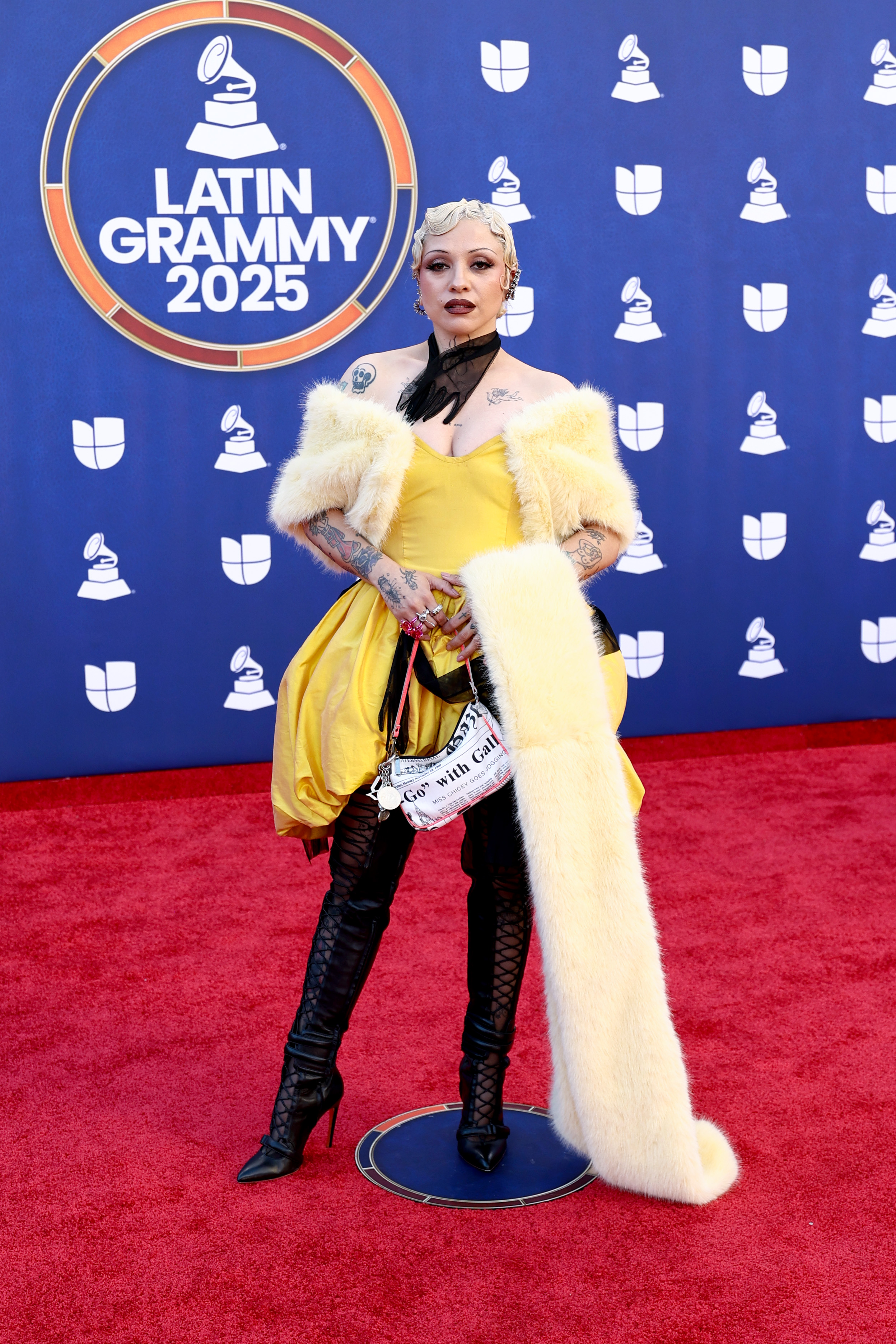 Latin grammys 2025 alfombra roja