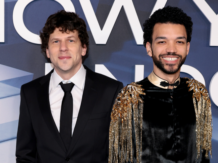 Jesse Eisenberg, Justice Smith Now You See me Ilusionistas entrevista