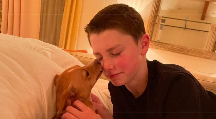 Ben Travolta con perro